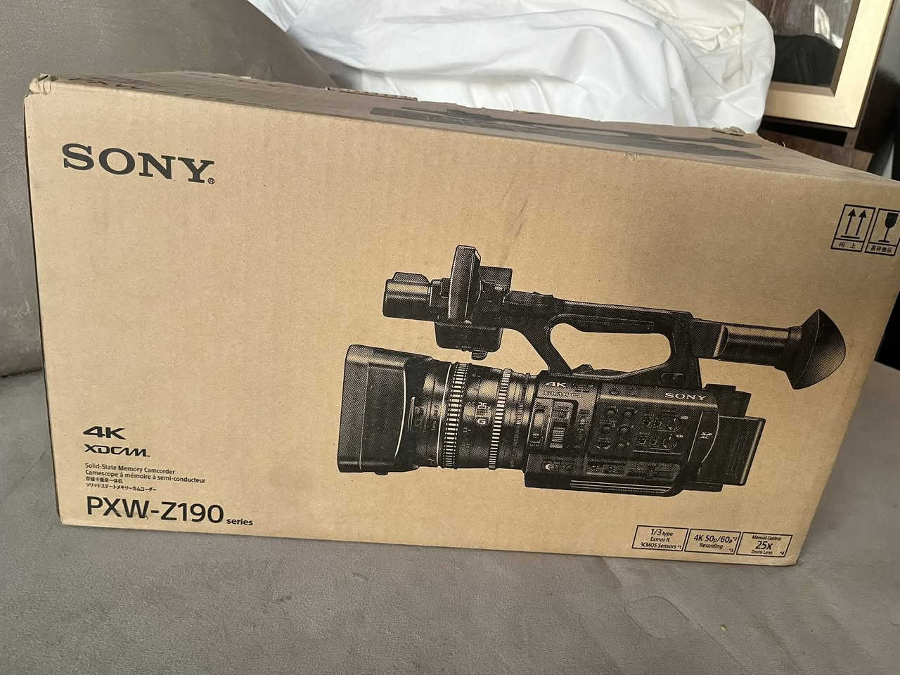 للبيع كامره سوني 4k الاسم واضح  مستخدمة نظيفه كلش  مع اغراضها كامله وكارتونه موقع بغداد زيونه  مكفوله من كلشي
والي يسئل يكول رام او كاسيت لا رام


**إذا كنت صاحب هذا الإعلان وتريد حذفه لأي سبب، رجاءا أرسل رسالة إلى الدعم الفني**