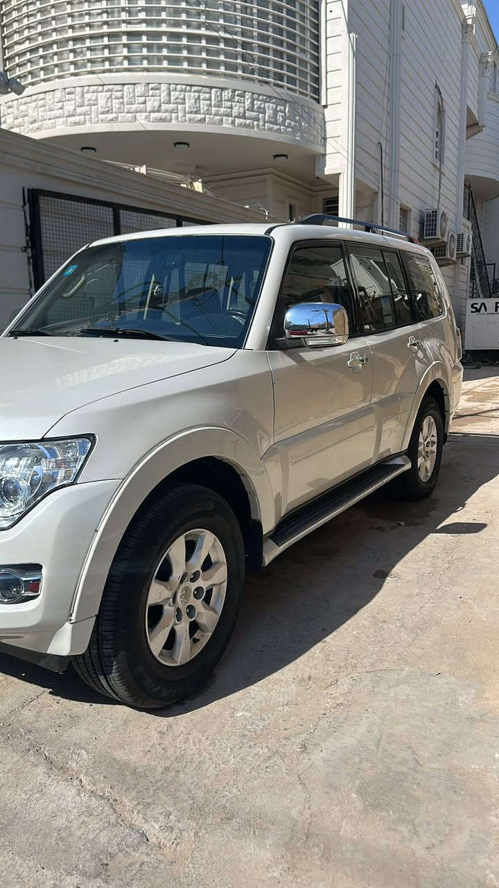 ‏سلام عليكم للبيع سيارة موديل 2014 رقم بصره تحويل فول مواصفات مكينة ستة سلندر فتحة محافظة البصرة السعر 165
￼ ***********
