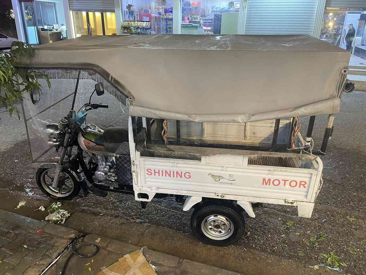 للبيع 23مدفوع كمرك كامل بس سجل مليونين /300بدون جنج  ها رقمي ***********
