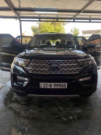 فورد اكسبلور ٢٠٢٢ / فول مواصفات بنورما / سلندر ٤ / ماشيه ٣٥ ميل حادثها...