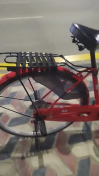 بايسكل • وياه اغراض • بريك قدّام