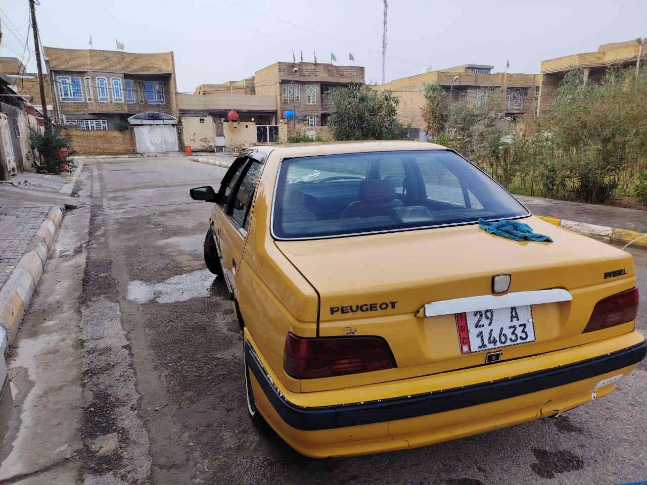 سلام عليكم جمعه مباركه

بيجو بارص 2015 مكفوله من ضربه بسمه
بيهه تنكيد موخياس بلداير مال جملغات بس تنكيد 
واسط مصفره من كلشي.
كهربايات شغالهه كلهه
سعرهه 40

عوزهه تلحيضات 
حساس كيلو متر
دكم مال جام
صدرهه 60%
مكلف بلنشر صاحب السياره هاذه رقمه 
كوت حي الحكيم ***********
