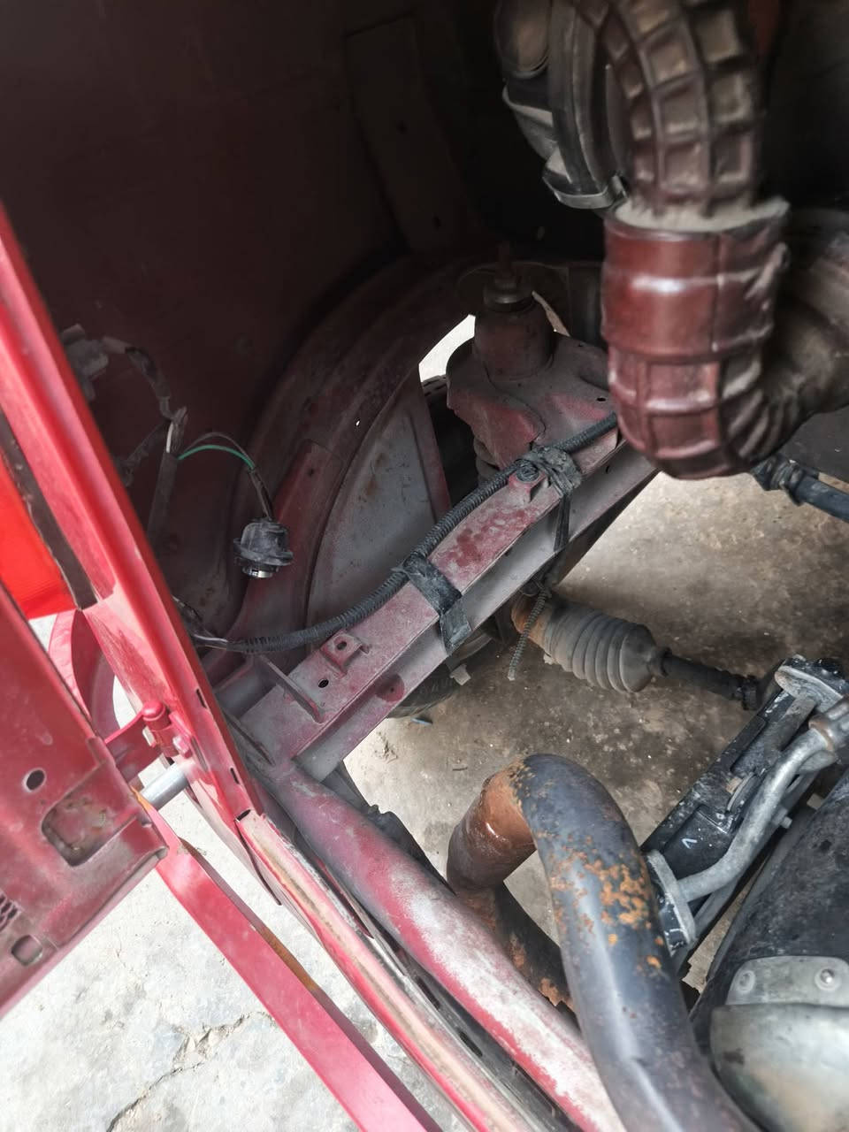 سلام عليكم  تكتك موديل عشرين تكتك كامله مكمله كبل لشارع تكتك رقم سنويه  مصبوعه عام  مكان جسر ديالى القديم سعر 60250 $ ***********
