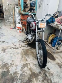 دراجه للبيع مكينة رابيدو ست احرف مديل 23 شاصي ارشه 17 اوراق اصولي وكيل...