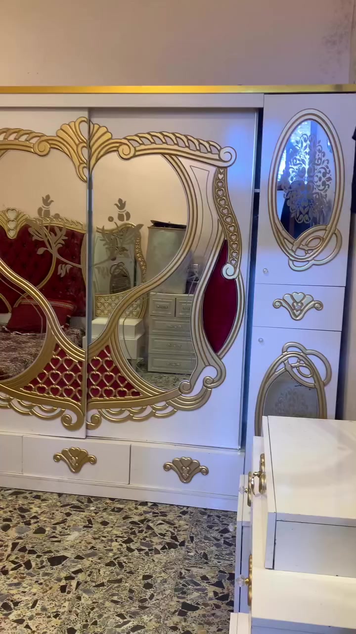 غرفه تركيه 8 قطع نضافه 85 البيع سعر 750 رقم الهاتف ***********
