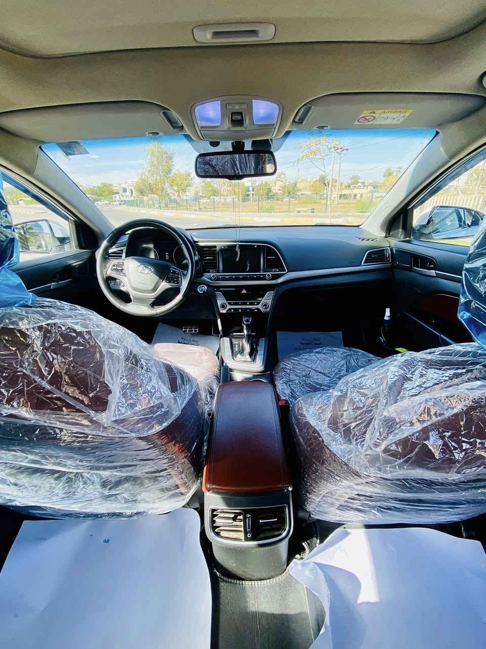 2017 خليجية كفاله
ماشية 79
مواصفات
فول 1/1
محرك 2000 كير ATM
عنواني بغداد
***********
