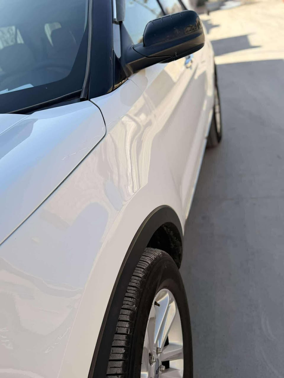 السلام عليكم اكسبلورر 2013 خليجي نيفا سنوية وهزة جديد بسمي  اربيل الماني قطعة وحده فقط باب السكن الامامي السيارة نظيفه كلش *********** ***********
