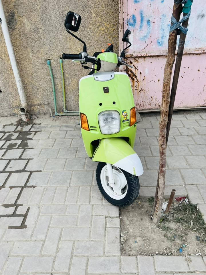 سلام عليكم شباب دراجه بوليس لبيع دراجه نضيفه دراجه كفاله عامه جيب وياك فيتر وتعال فحص سعر واحد 150وبيهة مجال قليل رقمي ***********نتصل واتساب متواجد
