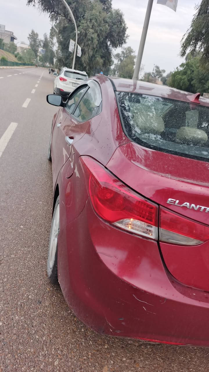 النترا موديل 2013 امريكي
حادثها جنطه مبدله بلادي وسونار موجود 

محرك 1800 سياره جاهزه وكلشي واضح بصور 

رقم ديالى  مكاني ديالى بعقوبه تحرير

السعر 110 وبيها مجال قليل 

رقم 👇 بي واتساب واتصال 

***********
