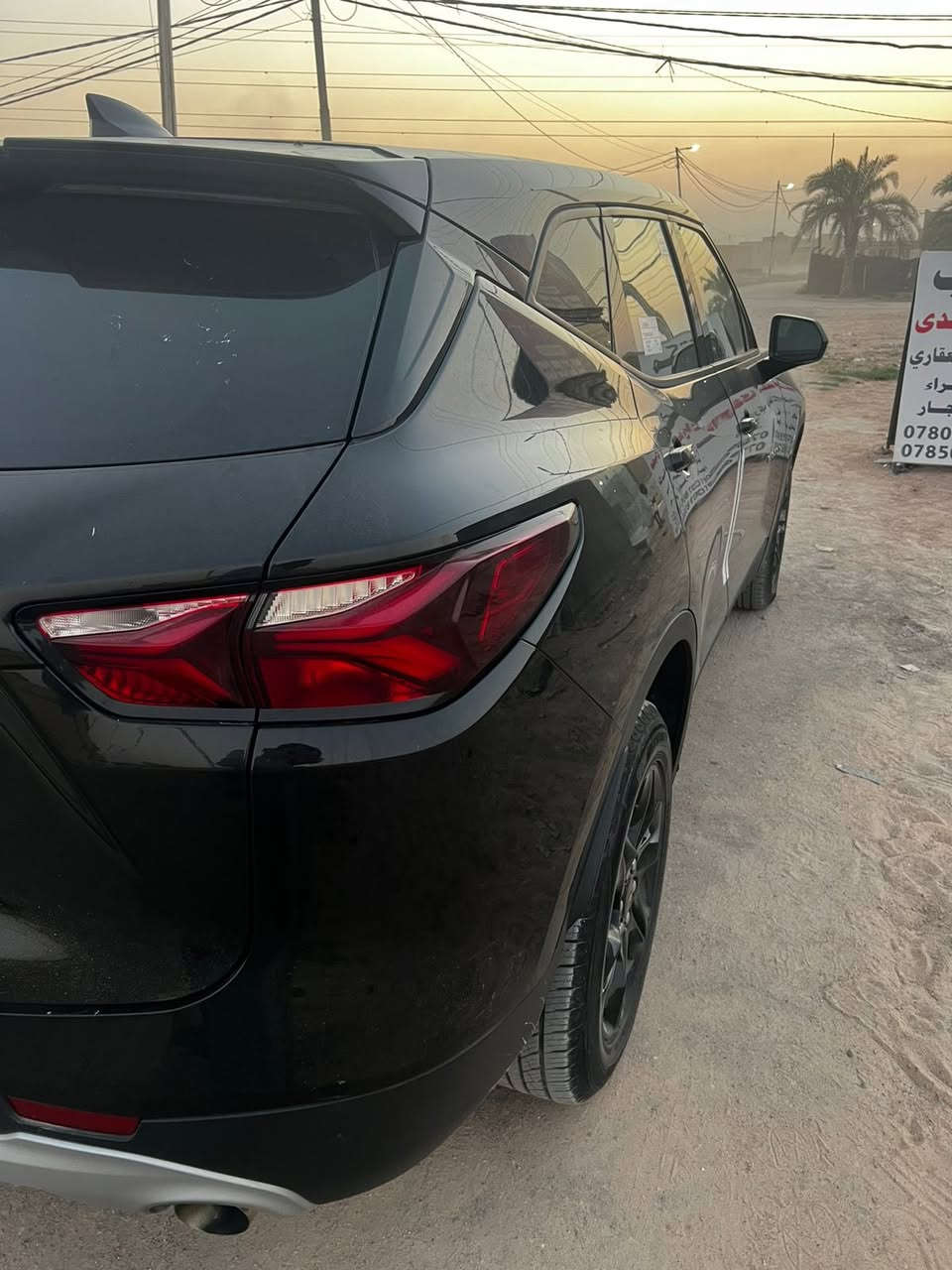 ســلام عليكم
شوفرليت بلايزر 
موديل 2022
مواصفات
2LT RedLine
.
.
الضرر تبديل البنيد فقط 
مواصفات✅ 
رادارات 
حساسات 360 
نقط عمياء
كشن تدفئة
ويل كروم اسود بلادي
ماشيه ٧٥ الف فقط❇️ 
رقم اربيل
.
عنوان السيارة النجف القريه الغدير 

السعر 210 مع مجال
***********
