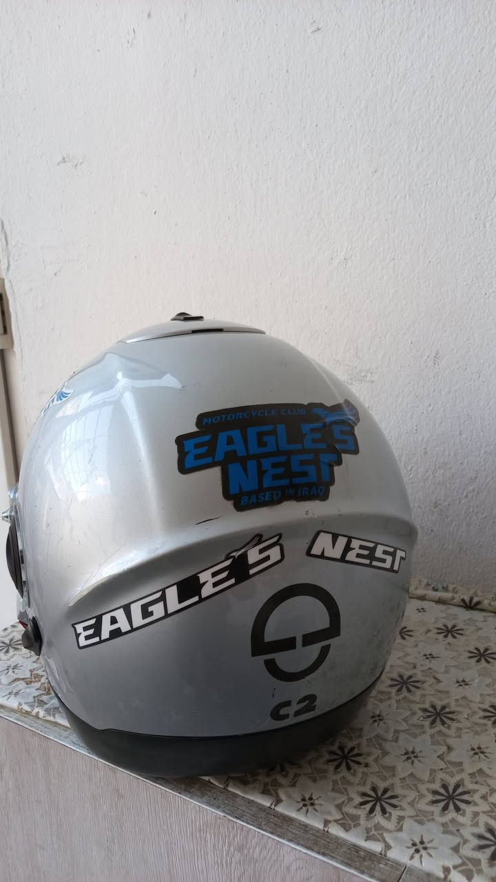 خوذة الماني اصلي فتحتات تهوية حقيقي فك متحرك للبيع او مراوس قياس m/l


**إذا كنت صاحب هذا الإعلان وتريد حذفه لأي سبب، رجاءا أرسل رسالة إلى الدعم الفني**