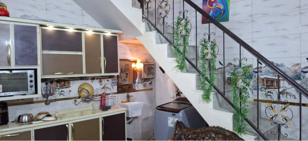 بيت مساحة 100 متر 5×20
عقد زراعي / بناء طابوق درجة اولى يحتوي على طابق ونصف طابق الاول استقبال+صاله ومطبخ +غرفه نوم+ حمام داخلي وخارجي النصف طابق غرفه سويت + صاله- السطحين اشتايكر / العنوان الزعفرانيه نهاية الاربع شوارع خلف مول كراره فرع 3 تبليط مجاري كهرباء السعر 120 *********** واتساب ََرزان للعقار
