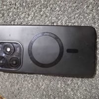 ذاكرة ٢٥٦ • رام ٨+٤ • بصمة جانبية