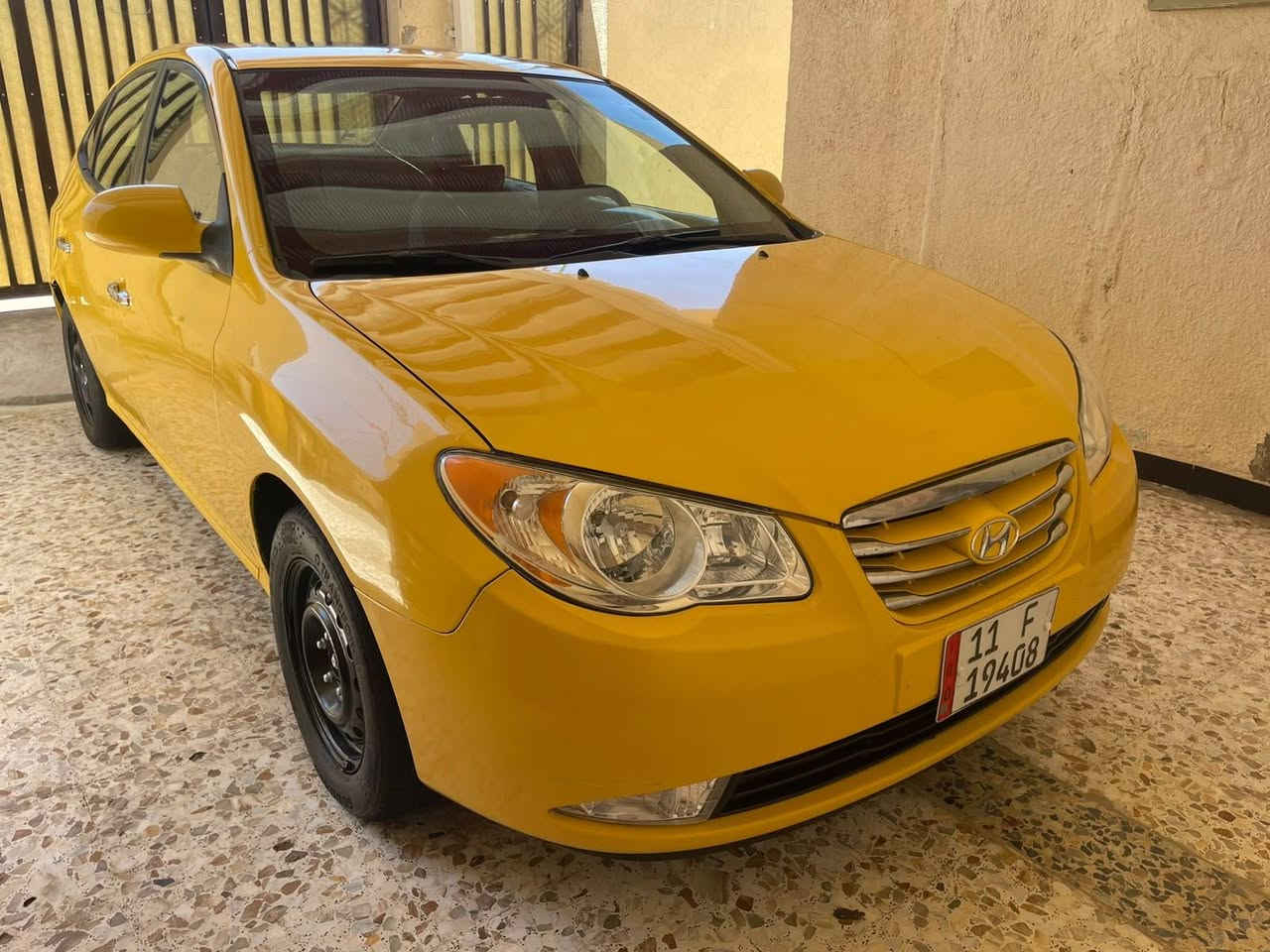 السلام عليكم انترا صابونه مديل 2009 مكينه 2000وارد امريكي بيه شويه بل جاملغ المامي جاهزه مكينه كير تبريد ثلج طخم تاير حداديه جديده دوشمه سفريات شاشه الف ماذب عليه سنويه ستوه نفذت مصفره راعيه يمي بلعماره السعر ٨٥ وبيه مجال بصيط مكان السياره ميسان الشراي يتصل ***********
