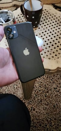 ايفون 11 • ٦٤ • شاشة مبدلة