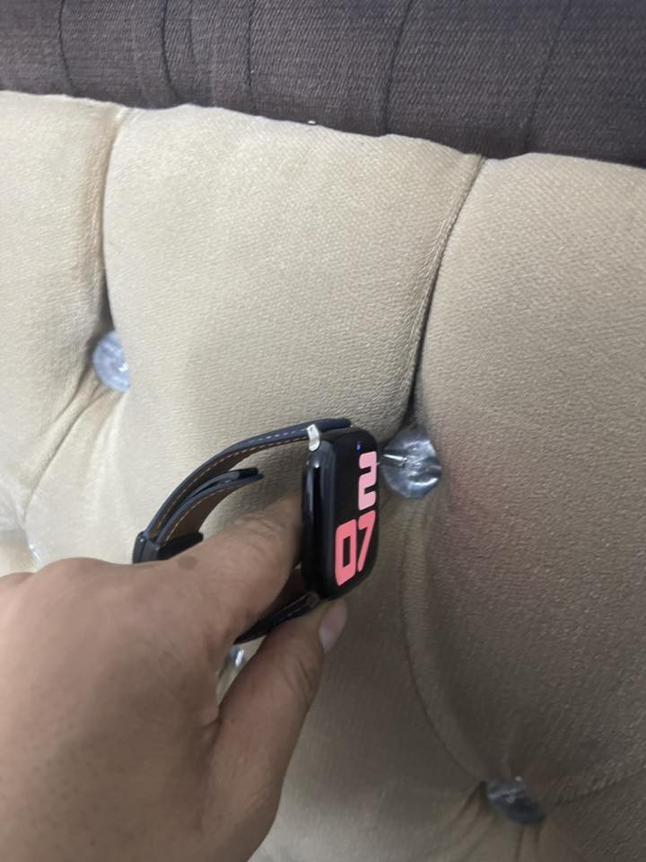 سلام عليكم
ساعه ابل الجيل العاشر ذاكره ٦٤ حجم ٤٦ بطاريه ٩٧
نضافه ١٠٠ ملحقات الاصليه 
السعر ٣٧٥ 
***********
