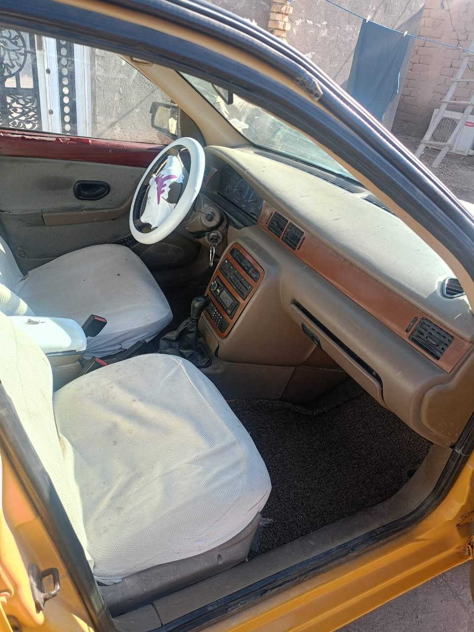 السلام عليكم سمند موديل 11للبيع سنويه ل28حداده نص عمر مكينه بيها قليل تنقيص السعر 25وبيها مجال مكاني ميسان للاستفسار ***********
