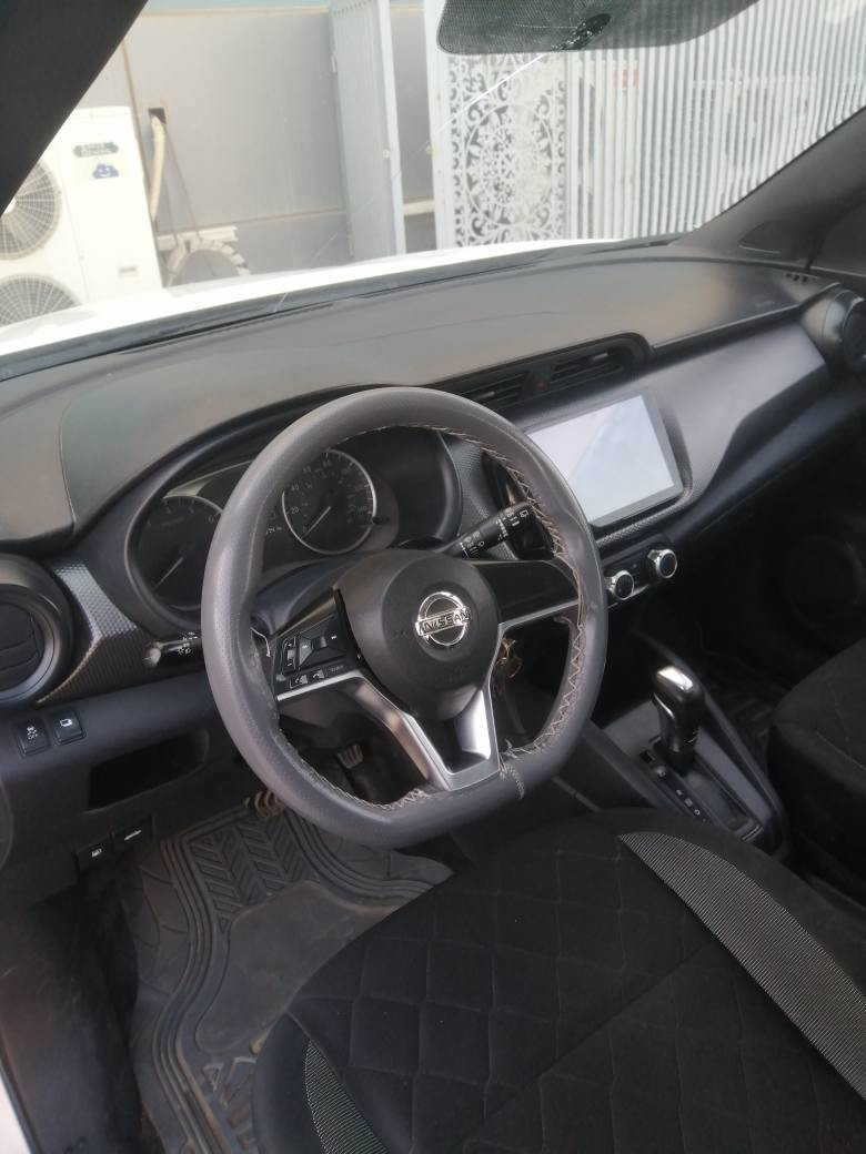 نیسان کیکس  مۆدێل 2020 مواسفات S مەکینە و گێری بەشەرتە دووپارجەی  سبوغە جەمپێکی 
خەفیفی پێشی هەیە پشتی کەپسە، سعری116وەرەقەو مەجال
*********** شقلاوة, أربيل
