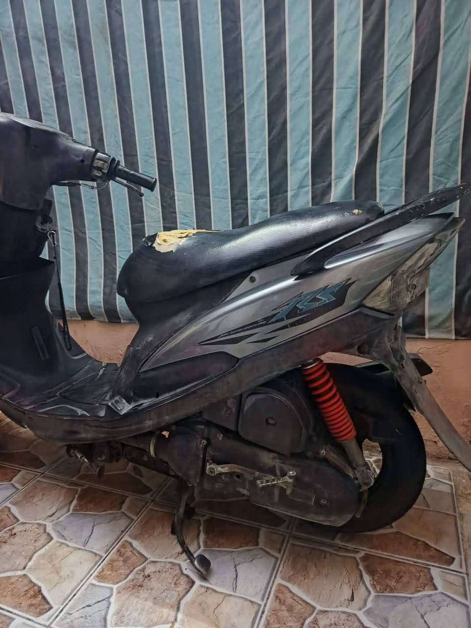 ماكس عدله للبيع ماكينه بلاديه ما مفتوحه كلها بلاد العنوان ديالى بعقوبه ***********
