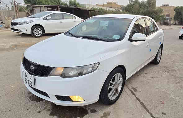 اللهم صلي على محمد وآل محمد السلام عليكم كيا سيراتو خليجي  موديل 2011 رقم بصره دولي السياره كفاله عامه ضربه او صبغ او تبديل ما عده الجاملغ الأمامي الايسر رش تجميل فقط  محرك 1600 شرط مامفتوح مواصفات شاشه كامره دواره تحكم استيرن اشاير بل مري  ويل كب 5 السياره جديده او جاهزه كير او مكينه او حداديه او تبريد سنويه جديده لغايه 2028 مشروع وطني بسم ولد صديقي  السعر 108 وبيه مجال مكان السياره الناصريه مدينه الصدر الاتصال   ***********
