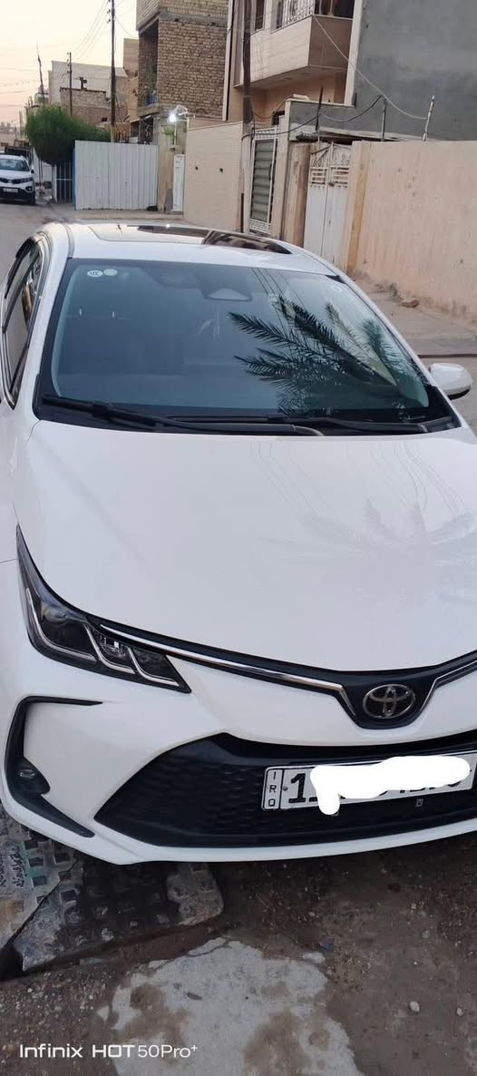 كورلا موديل 25 
كفاله عامه 
ماشيه 13الف 
لا شخط ولا صبغ ولا رصعه ولا بارد 

***********

فقط الشراي يتصل
