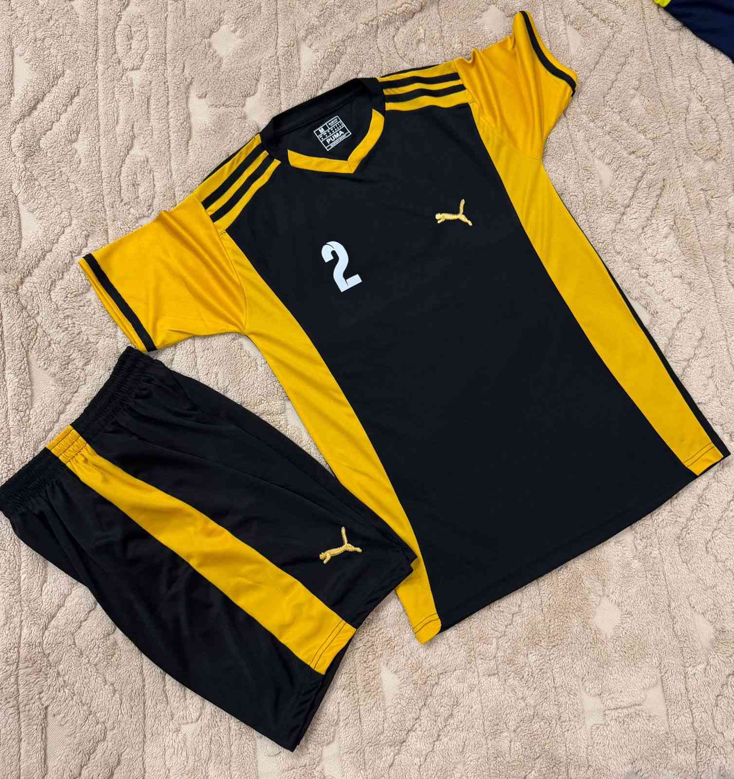 دريس وشورت درجة اولى 
مرقم صدر وظهر وشورت 

سعر الدرزن 65 الف فقط 

قالب جبير راهي 
قياسات m,l,xl,xxl  

توصيل 5 لكل العراق


**إذا كنت صاحب هذا الإعلان وتريد حذفه لأي سبب، رجاءا أرسل رسالة إلى الدعم الفني**