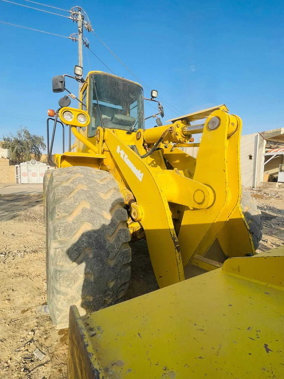 السلام عليكم شفل كاوسكي للبيع موديل 2003 
حجم 80 
للاستفسار الاتصال على الرقم 
***********
***********
