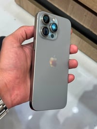 ايفون ١٥ برو ماكس • ٢٥٦ • بطارية ٨٣