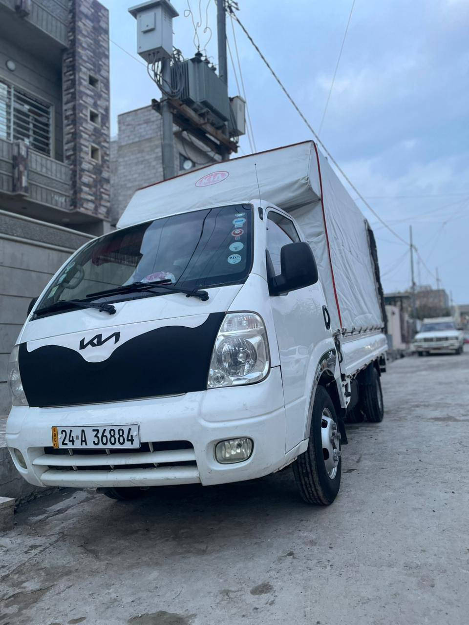 كيا فحل محرك 4000 موديل 2010محرك كير شاصي اكسل صبغ معجون كله شرط حصه كاز  مكان السيارة موصل حي  الانتصار السعر 110  ***********
