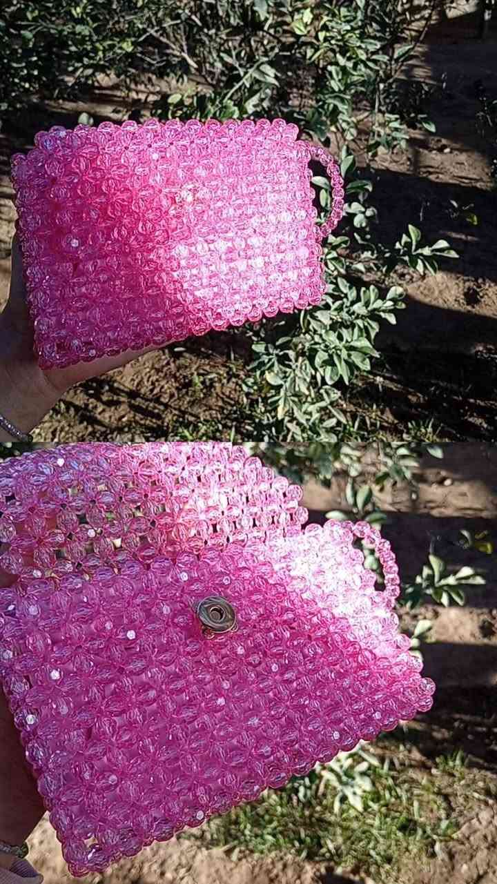 تفاصيل صغيرة تصنع اناقه كبيره 
من هدايا عيد معلم نفذت حسب الطلب 
يوجد توصيل لجميع محافظات العراق وداخل هيت


**إذا كنت صاحب هذا الإعلان وتريد حذفه لأي سبب، رجاءا أرسل رسالة إلى الدعم الفني**