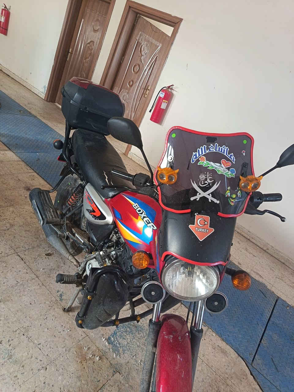 سلام عليكم للبيع بوكسر موديل ٢١ مرقم بغداد جديد وجاهز سعر ١٧٠٠وبي مجال ***********
