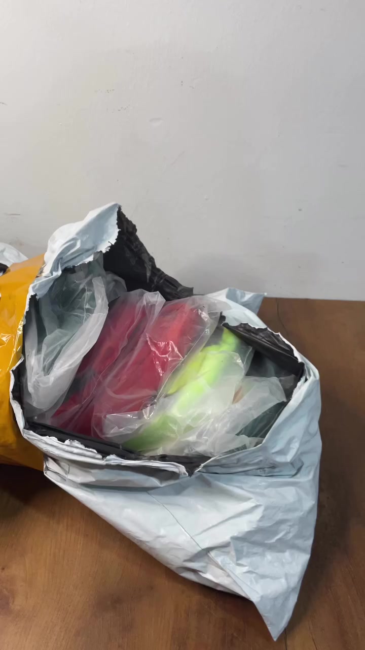 السعر القطعه 5 الف ماركهً


**إذا كنت صاحب هذا الإعلان وتريد حذفه لأي سبب، رجاءا أرسل رسالة إلى الدعم الفني**