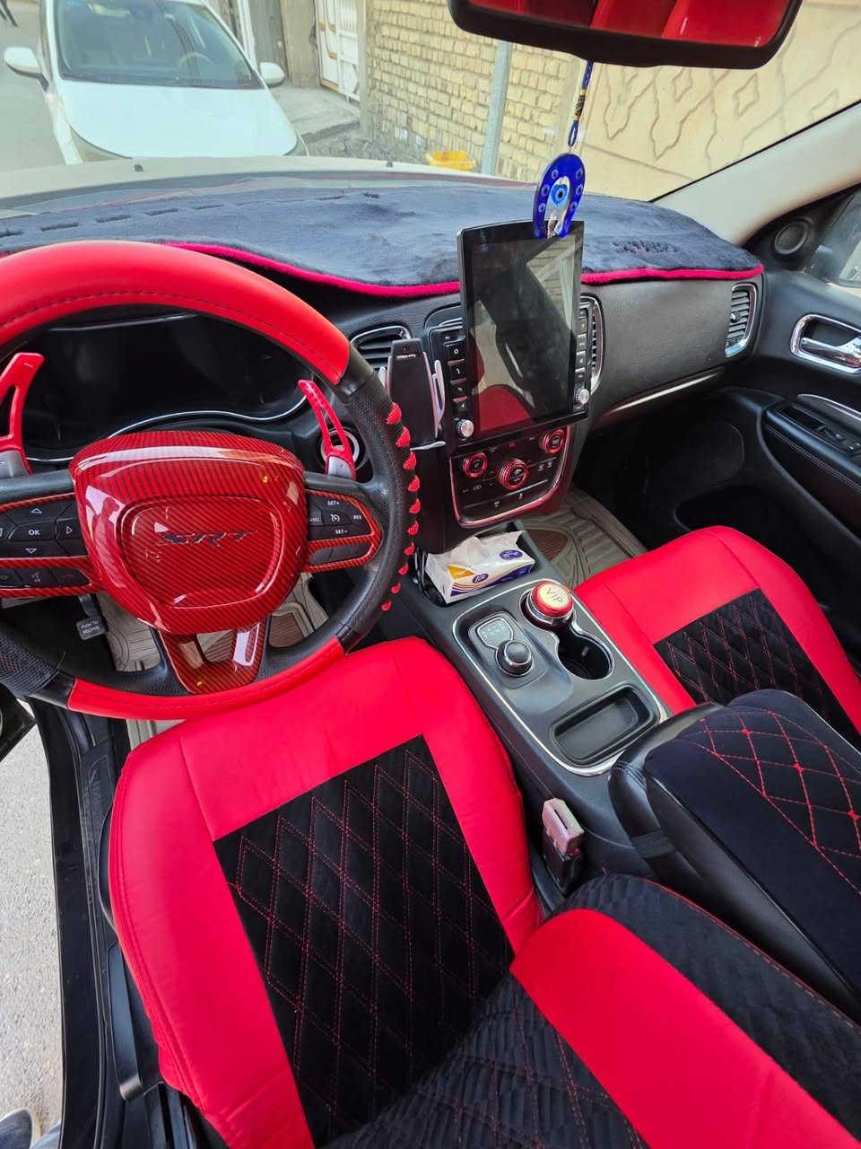 دورنكو 22 اصل 14 ((للبيع او المراوس))
السياره فول نظافه مانقصه ولا اي شي 
حادثه بيبان مرشوشات بامريكا لا بلامارات ولا بلعراق 
والسونار بلمنشور ورقم الشاصي موجود 
ماشيه 200 
ويل 20 
محرك 3600.  v6 
شاشه جبيره 
مرقم ذي قار  حره تحويل ثاني يوم 
السعر 175 ناصرية, ذي قار


**إذا كنت صاحب هذا الإعلان وتريد حذفه لأي سبب، رجاءا أرسل رسالة إلى الدعم الفني**