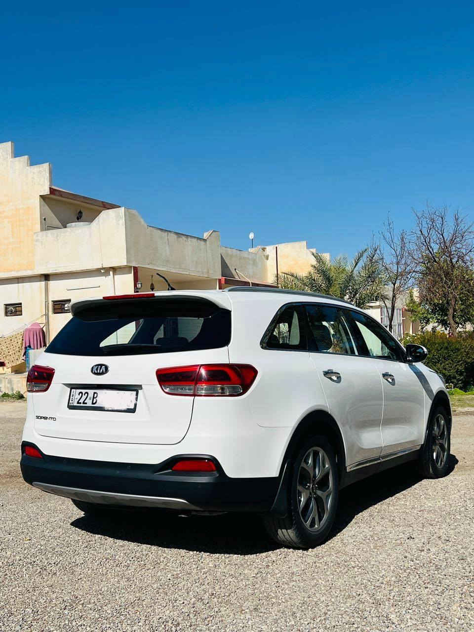 اسلام عليكم
كيا سورنتو 2016
وارد خليجي بدون ضرر
مواصفات بصمة مري شفط 
حساسات أمامية خلفية ليد نهاري
محرك 4 بستم 2400
وبعد بيهة مواصفات 
السعر (205)$ وبيهة مجال شي قليل
للاتصال(***********)
