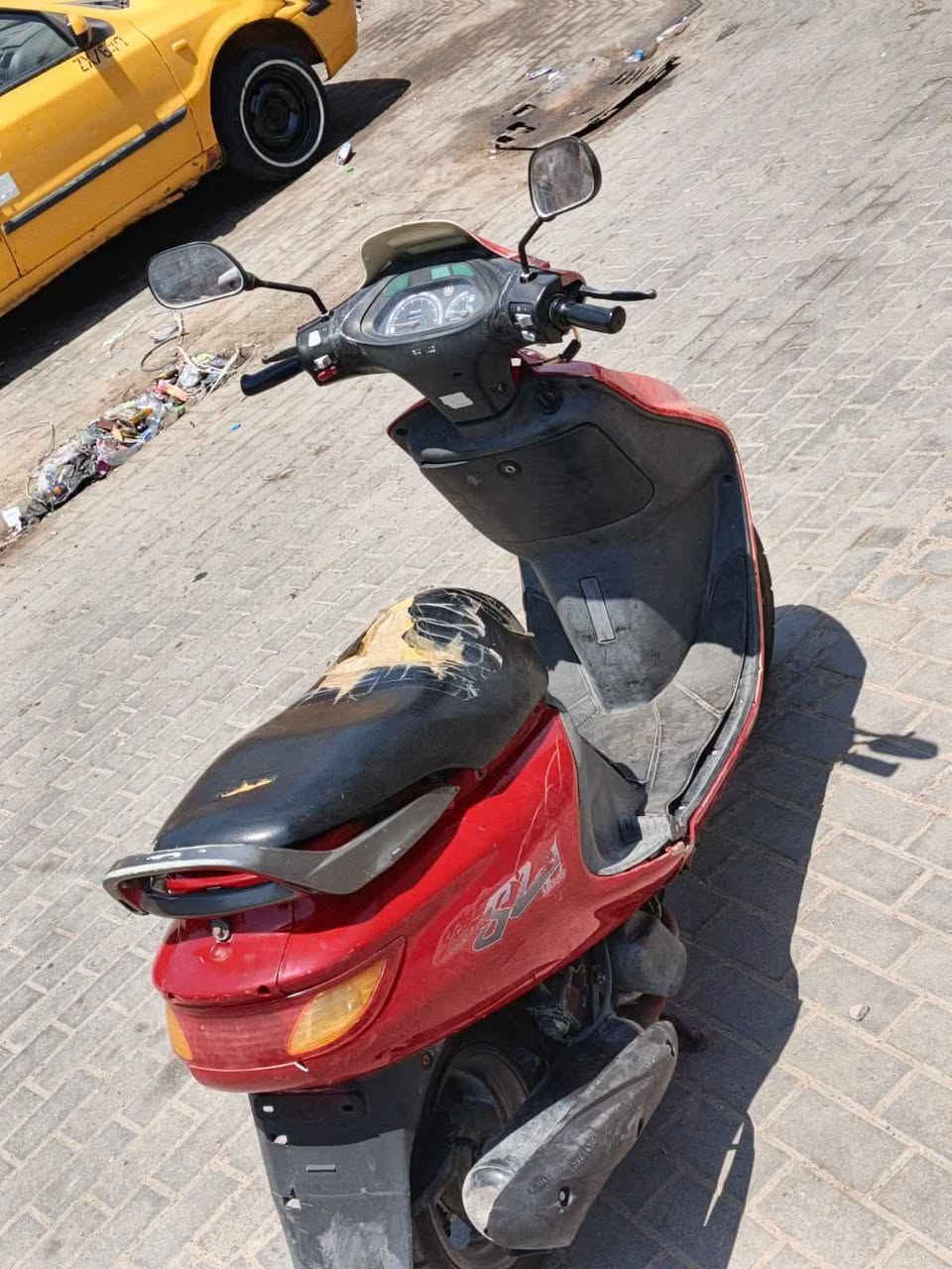 دراجه فراشه للبيع مكينه فول نعومه ماتسمعلها صوت مشي ومعدل تخبل كعربائيات كله شغال مكين بلاديه كفر بلادي السعر 500 وبيها مجال عنواني بصره مكلف بلنشر السعر *********** البصرة, العراق
