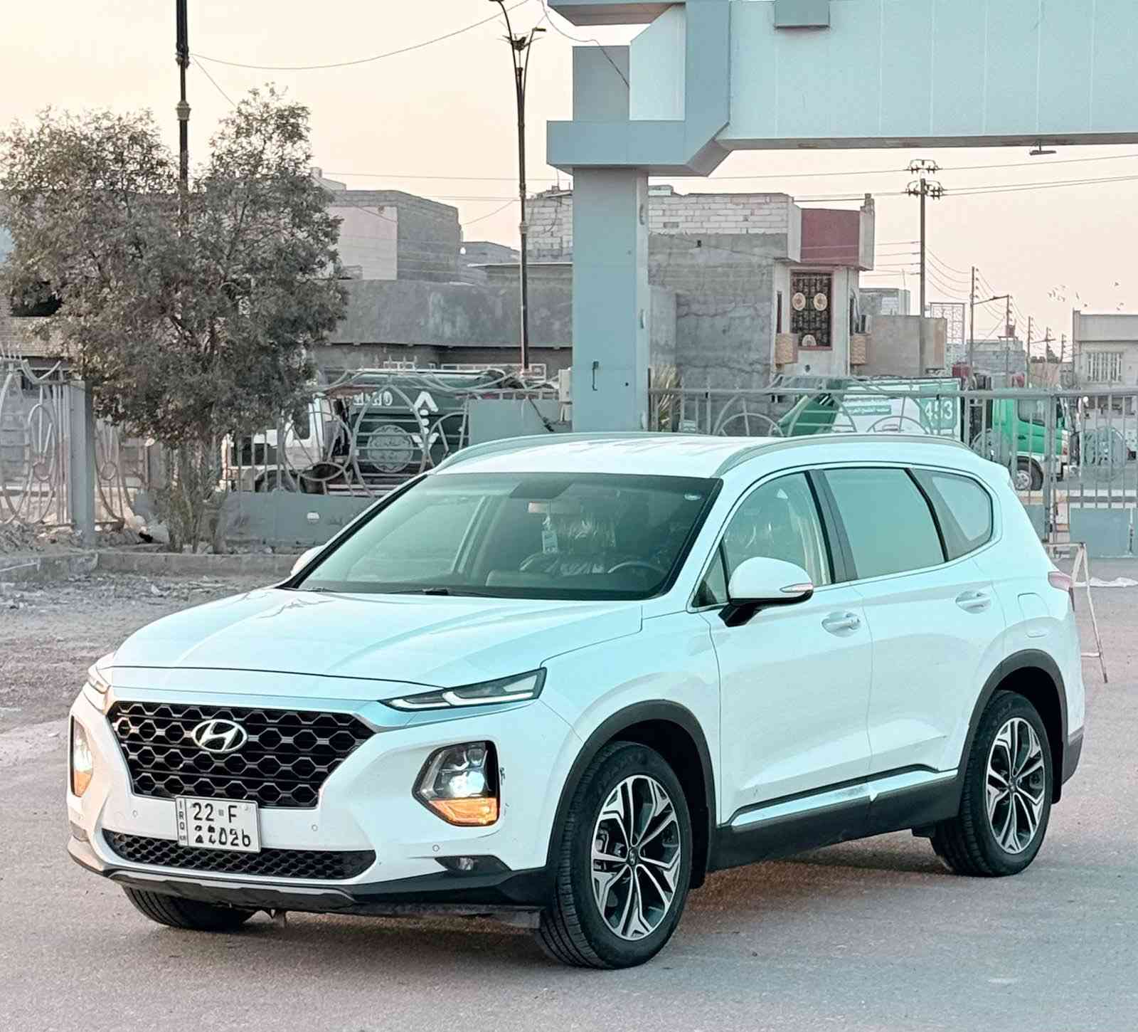 السلام عليكم سنتافي موديل 2019 بيه بارد مكينه أربعه سلندر سياره جديده وجاهزه
كير ومكينه وحداده وتخم تاير وتبريد 
خير من الله رقم اربيل  لسنويه لقايت 2030
سياره جديده احله من صوره وكفوله من ضربه وصبغ 
وتبديل كفاله عامه سعر 185 وبيه مجال حك جيه 
لعنوان بصره خمسه ميل رقم ***********
***********
