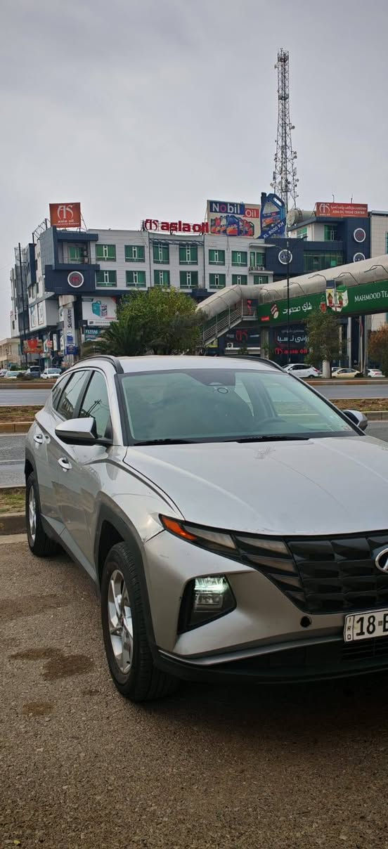 توكسان ٢٠٢٢ امريكي ماشية ٥٩ حقيقي السيارة نظيفة جدا
حادث باب السائق كما هو موضح بالصور
رقم بابل جديد وباسمي
بصمة أبواب وتشغيل عن بعد
كشن السائق كهرباء
كشنات الأمامية تدفئة
رادارات امامي وخلفي 
كامرة اصلية
تحديد والمحافظة على المسار
نقطة عمياء 
سايد بريك كهربائي 
دفع رباعي
مساعد نزول منحدارات
وبعد بيها مواصفات
السيارة جديدة ومال بيت
السعر المطلوب ١٩٣ وبيها مجال العنوان بابل اخوان الاتصال او واتساب اعتذر ما اجاوب على التعليقات
***********
