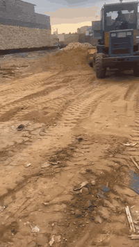 سلام عليكم قطعه بلكراده خلف جامع مساحه 100ماي وكهرباء ومدفونه جاهزه شراي بيه خير ويدلل***********
