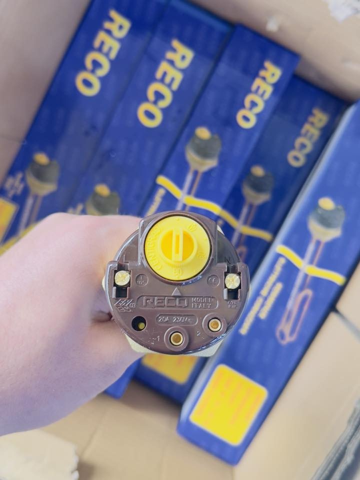 تم وصول هيتر سخان ريكو وجبه جديده جمله فقط ⚠️
القطعه 7500 دينار/ الكارتون 50قطعه
الكارتون 375,000 توصيل مجاني
رابط كروب التلكرام https://t.me/KIOWIOQ1212
توصيل مجاني جميع المحافظات🚚


**إذا كنت صاحب هذا الإعلان وتريد حذفه لأي سبب، رجاءا أرسل رسالة إلى الدعم الفني**