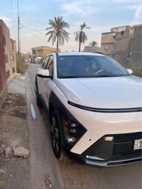 للبيع هونداي كونا2025 رقم بغداد الجديد بأسمي تحويل ثاني يوم مباشر ماشي...