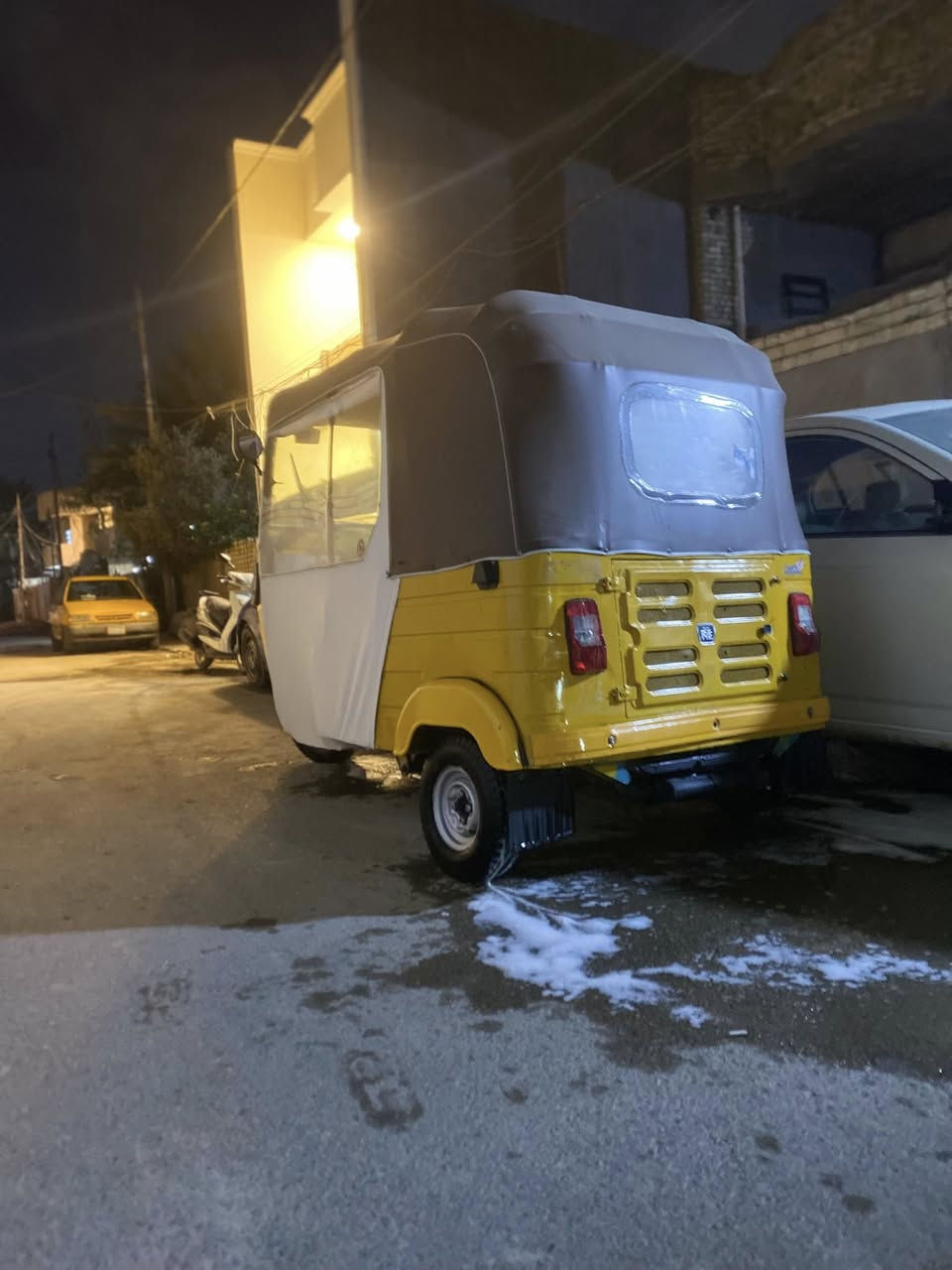 سلام عليكم تكتك لبيع 19شهر 4وراق كامله تكتك حلوه *********** لسعر خمسه وربع وبيهه مجال
