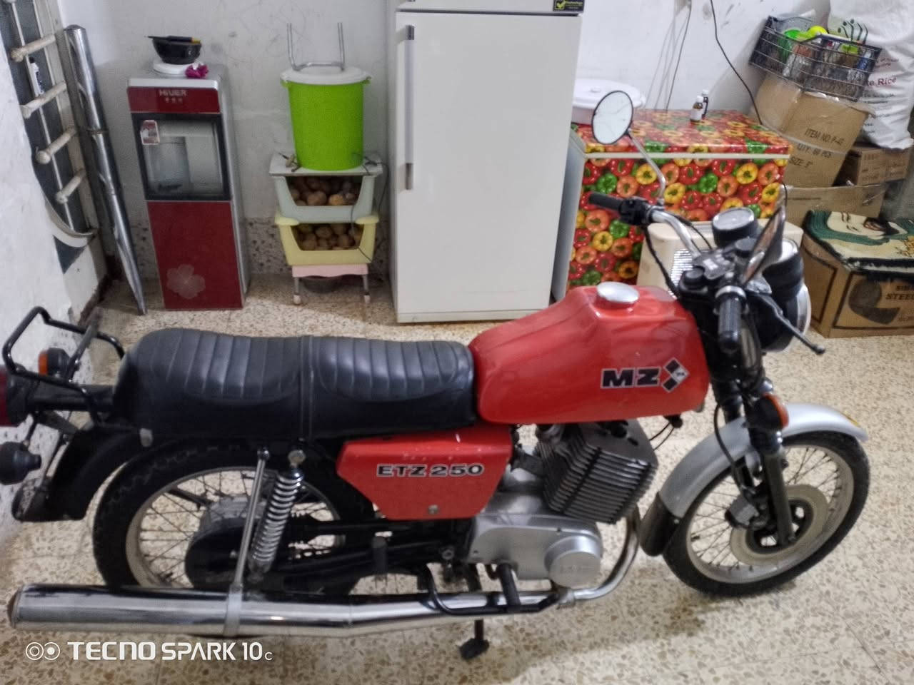 سلام عليكم تحياتنا الكروب جنايه المزتMz ماطور البيع قطرت الحيم مابي سايس 5الماني راس وجعب ما عده الدبلات ول تاير الكدام ماطور حلو وخير من الله  بدون بدون بدون العنوان نجف كوفه الاستفسار عل رقوم ***********) وهاذه بي وتساب (***********) 🤍💕
