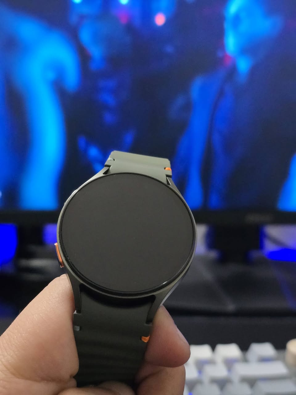 ساعة سامسونك Samsung Galaxy watch 7
الحجم 44mm
نضيفة كلش مستخدم قليل كلش 
اللون الاخضر و الرصاصي
سعره 150 الف دينار
مكاني بغداد الدورة 
ماعندي توصيل


**إذا كنت صاحب هذا الإعلان وتريد حذفه لأي سبب، رجاءا أرسل رسالة إلى الدعم الفني**