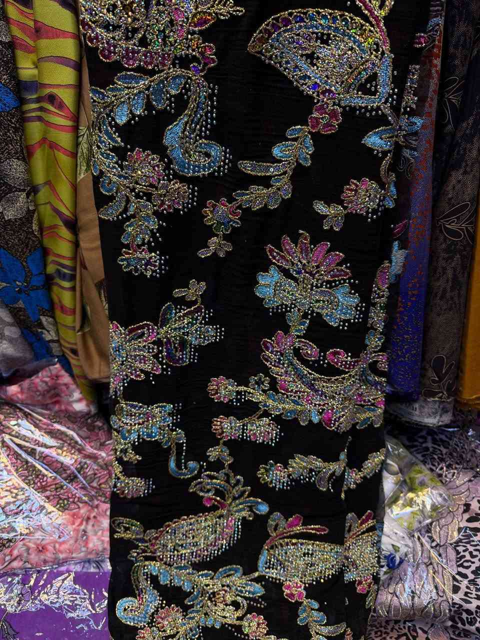 كل ماهو جديد ومميز لدينا♕
 #اقمشة جرجيت مشغول
🚗يوجد خدمة توصيل 🚗


**إذا كنت صاحب هذا الإعلان وتريد حذفه لأي سبب، رجاءا أرسل رسالة إلى الدعم الفني**