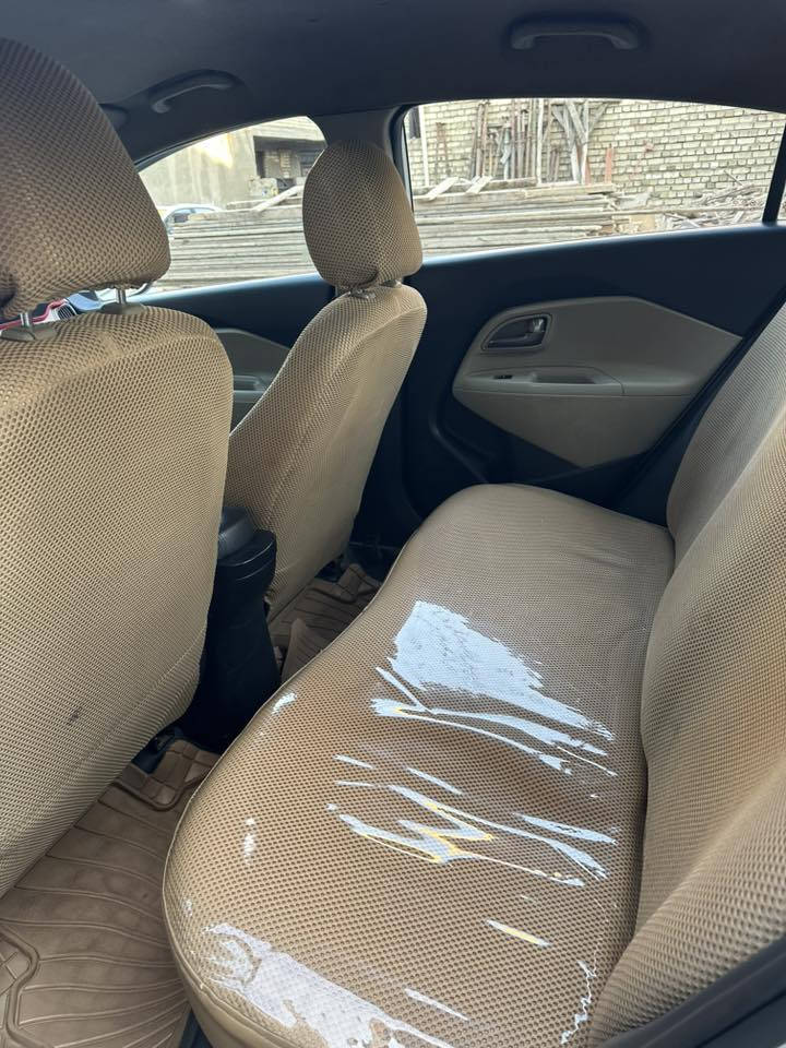 كيا ريو 2012(الشكل الجديد)
للبيع السعر84 

للتواصل والاستفسار فقط واتس او اتصال

***********
