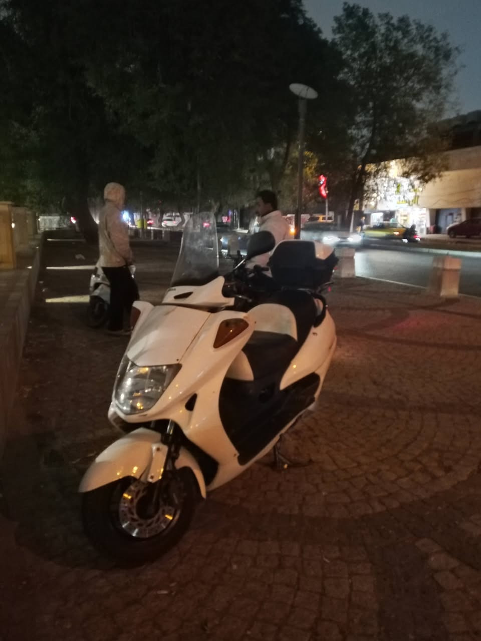 سلام عليكم
دراجه فورسايت 04 البيع ب 400وبيه مجال 
بكاني بغداد المشتل 
رقم ***********
