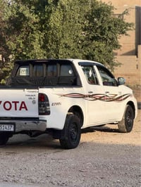 هايلوكس • ٢٠١٥ • ١٦٠ الف