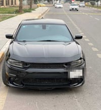 جارجر 17 للبيع 170 السعر  حادث خلفي ايرباك سليم  ماشيه 90 ميل   ٣ قطع ...
