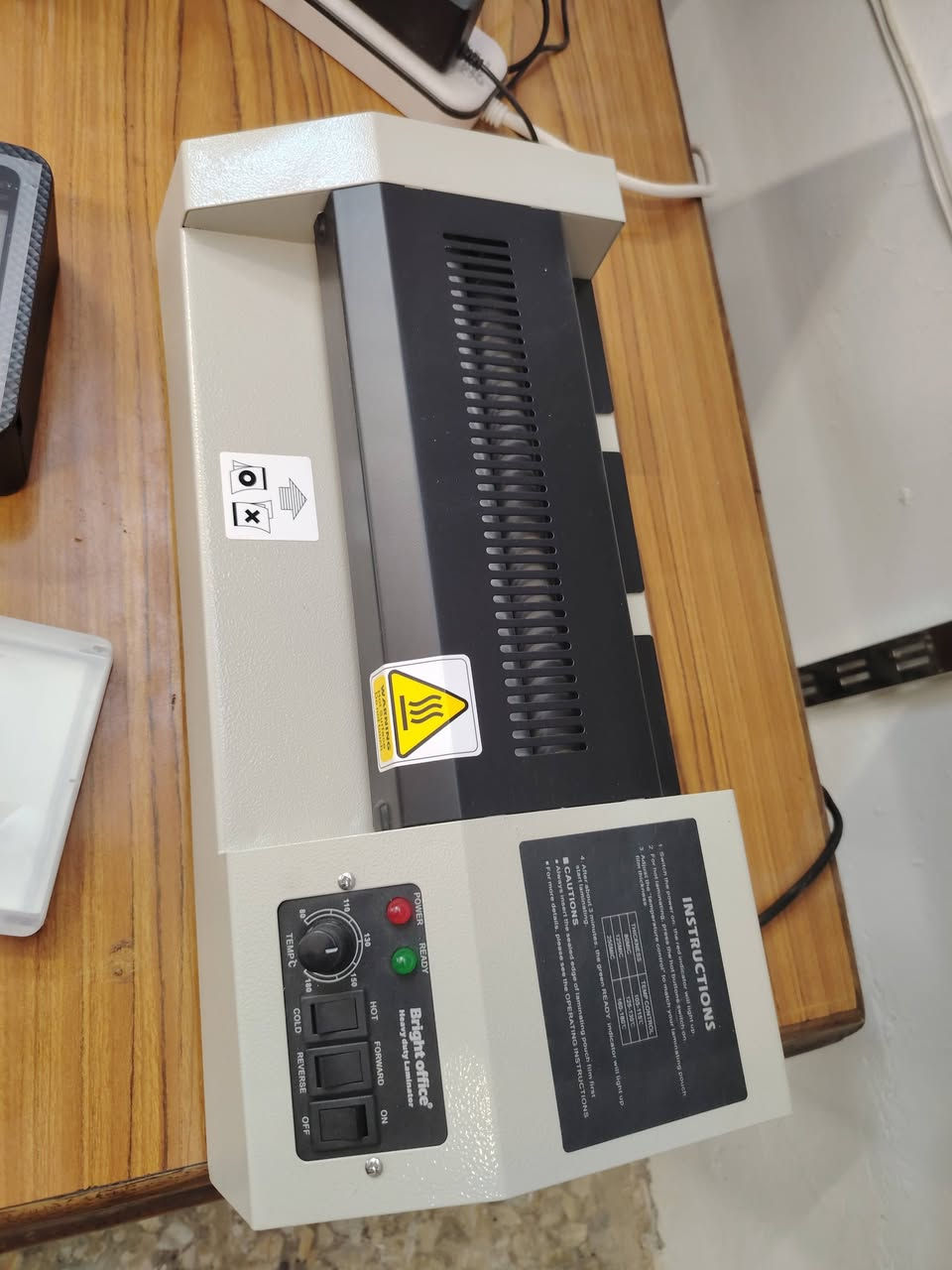 سلام عليكم عندي هذني طابعات جدد استعمال شهر واحد
الكانون سعرهه ٢٠٠ الف 

الايبسون ٦٥٠ الف 

الكانون سيلفي ١٣٠ الف 

جهاز كبس بعده جديد ٣٥ الف

وبيهن مجال

والله كلهن جدد بس حركه ماكو واريد اصفيهه

*********** بغداد العبيدي الرئاسه شارع عشرين
