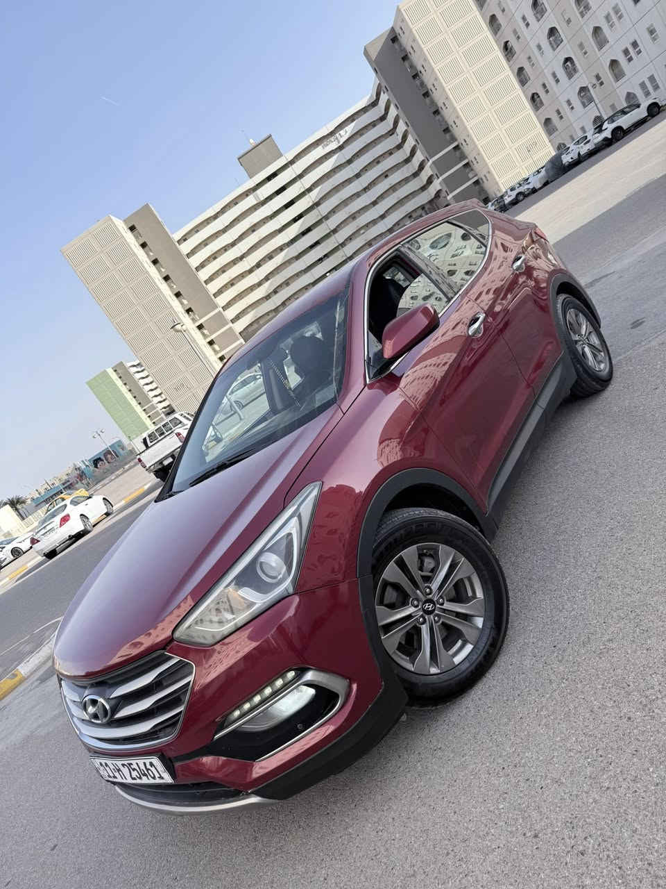 السلام عليكم اخوان
سنتافيا 2016 وارد امريكي 
الحادث دعاميه وبنيد فقط 
ماشيه 193 الف حقيقي كير مكينه بلادي ممفتوح ولا ملعوب بيه السياره جديده جداً 
مكينه 2400 GDI
رقم بغداد باسمي تحويل شوكت متريد 
السعر 150 ورقه وبيه مجال بسيط 
ترهم بيع أو مراوس 
للاتصال ***********
أو راسلني خاص وتدلل
